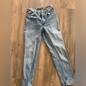 Lauren Jeans Co Ralph Lauren Petite Women's 2P Straight Mom JeanDenim Light Wash